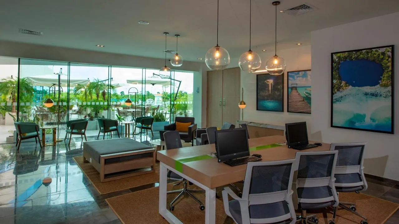 Holiday Inn & Suites - Merida La Isla By Ihg
